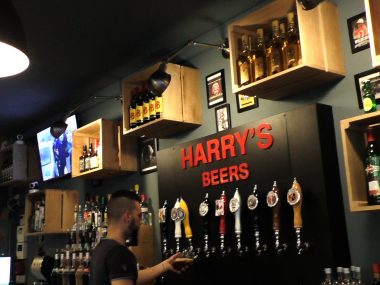 Harry’s Pub